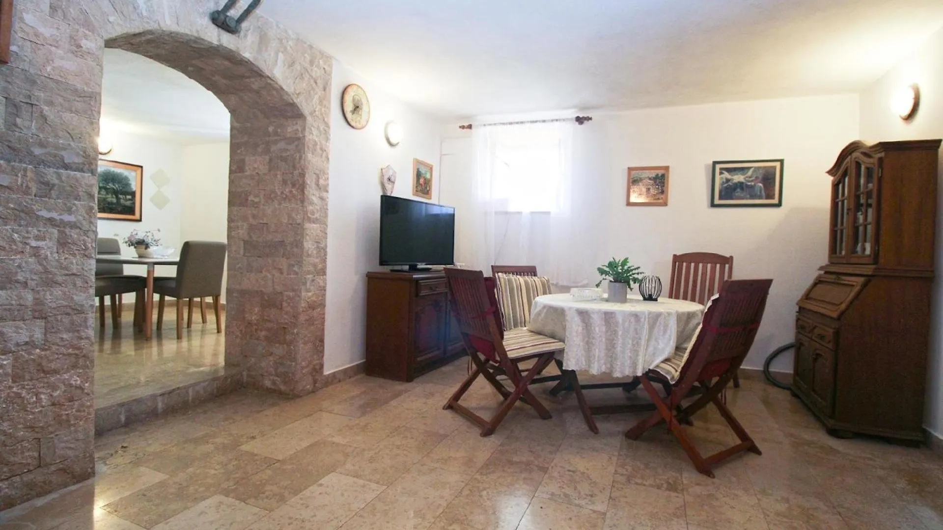 Ferienhaus Mit Privatpool Fuer 8 Personen Ca 140 Qm In Paradiz Bei Vodnjan, Istrien Suedkueste Von Istrien Gajana